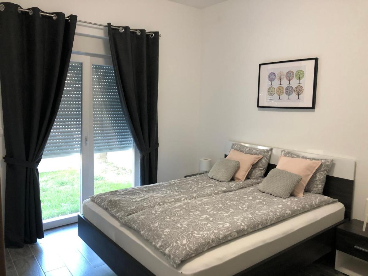 Apartman Spring Sombor Buitenkant foto
